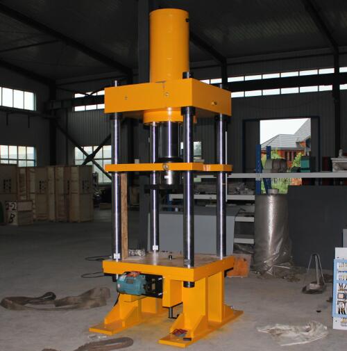 2000KN΢�C�����Һ�ŷ����ɉ���ԇ�C